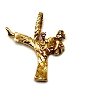 14K Yellow Gold Karate Kung Fu / MMA Fighter Charm / Pendant